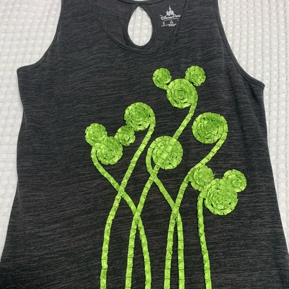 Disney Parks Authentic
Women's Gray Cotton Back
Keyhole Pullover Top Size XS - Picture 4 of 8